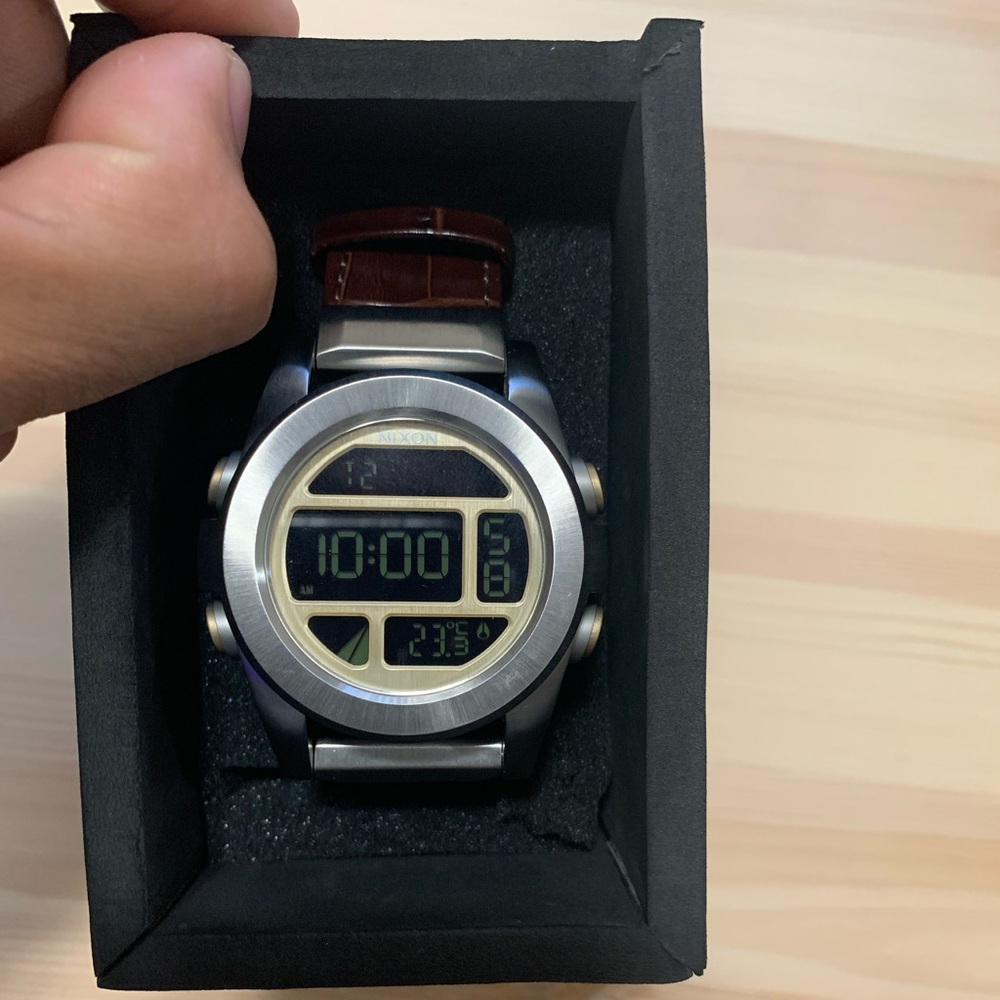 Nixon The Unit SS Leather.